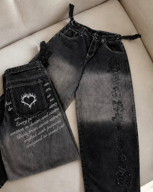 Pantalón con bordados