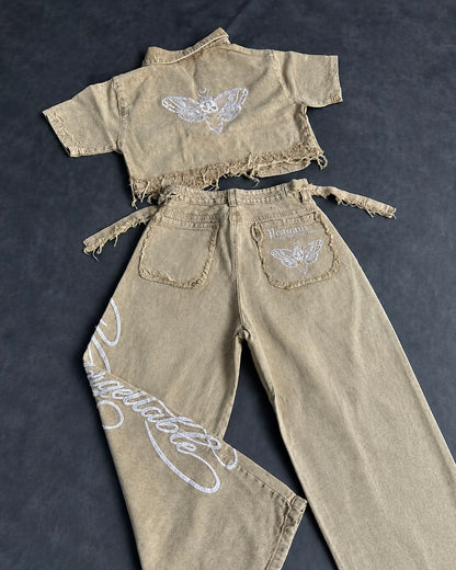 Conjunto con detalles en bordado