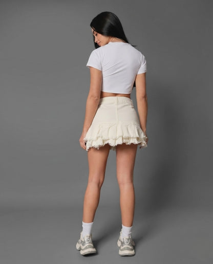 Falda con pliegues