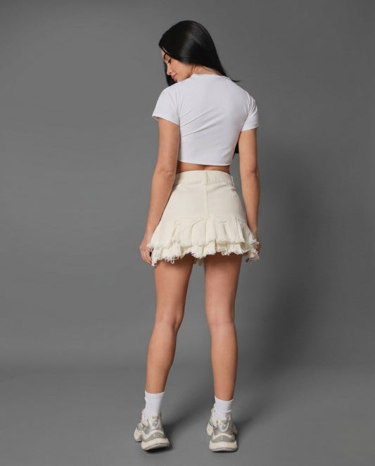 Falda con pliegues