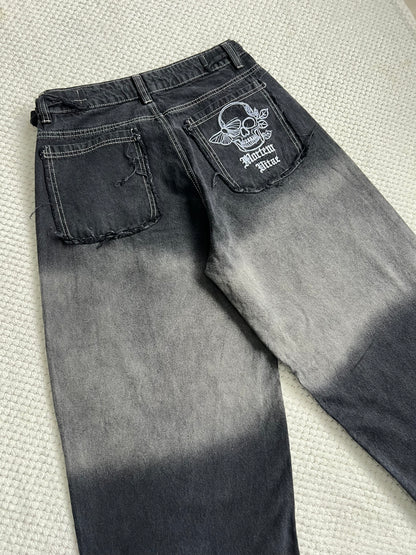 Jeans Rígido con bordado